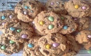 Cookies horneadas con tropezones de M&Ms
